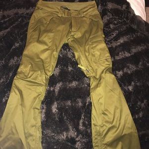 Burton dry ride snow pants